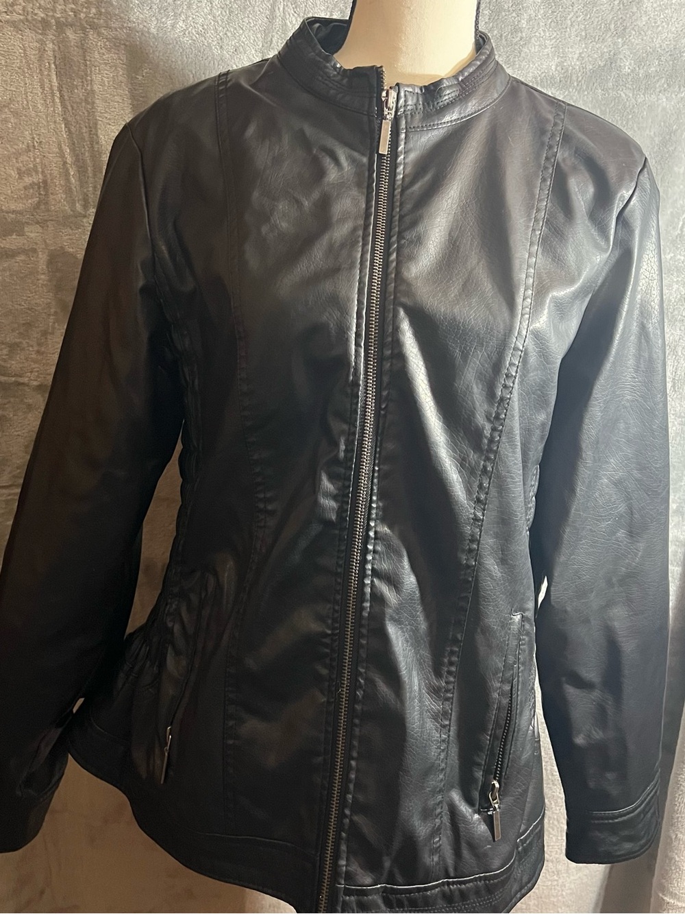 New Look Black Faux Leather Zip-Up Jacket